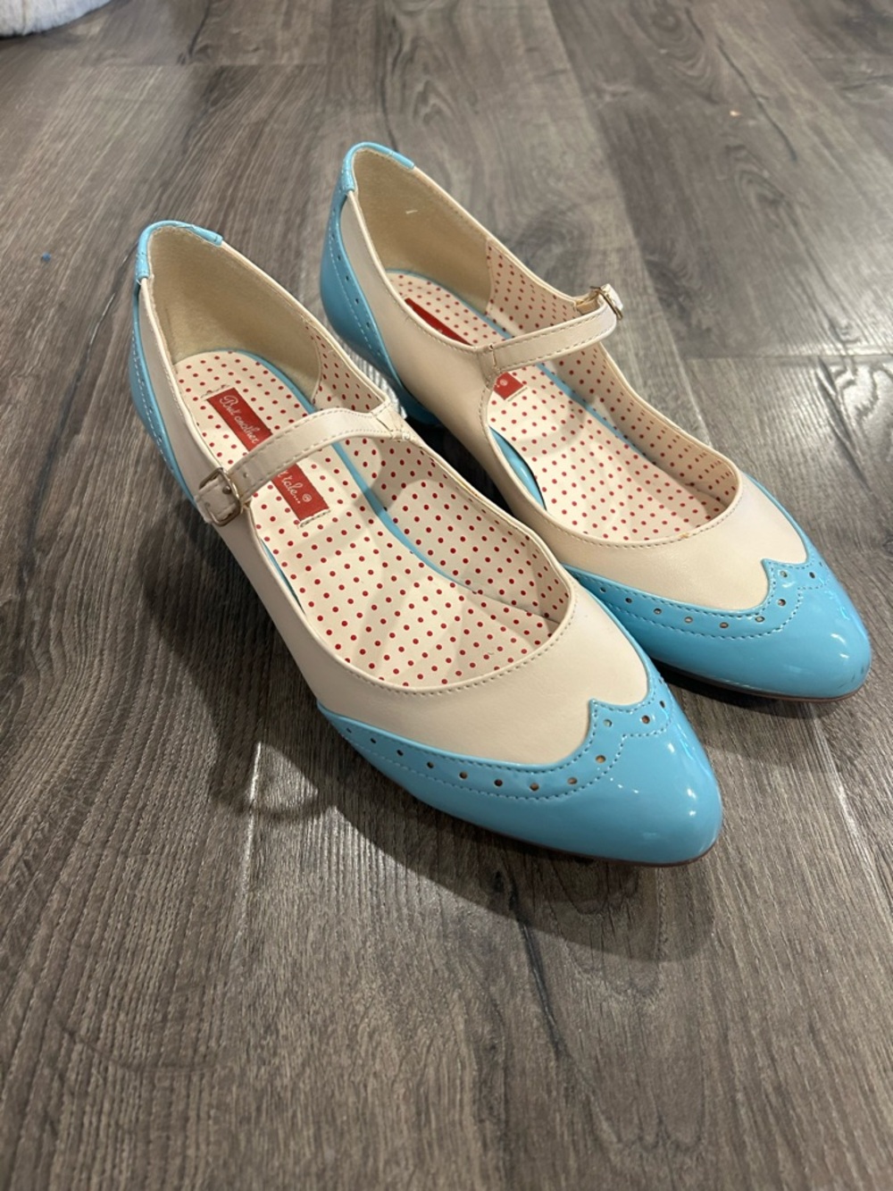 BAIT Retro Classic Two-Tone Mary Jane Kitten Heel Pumps in Blue and Cream